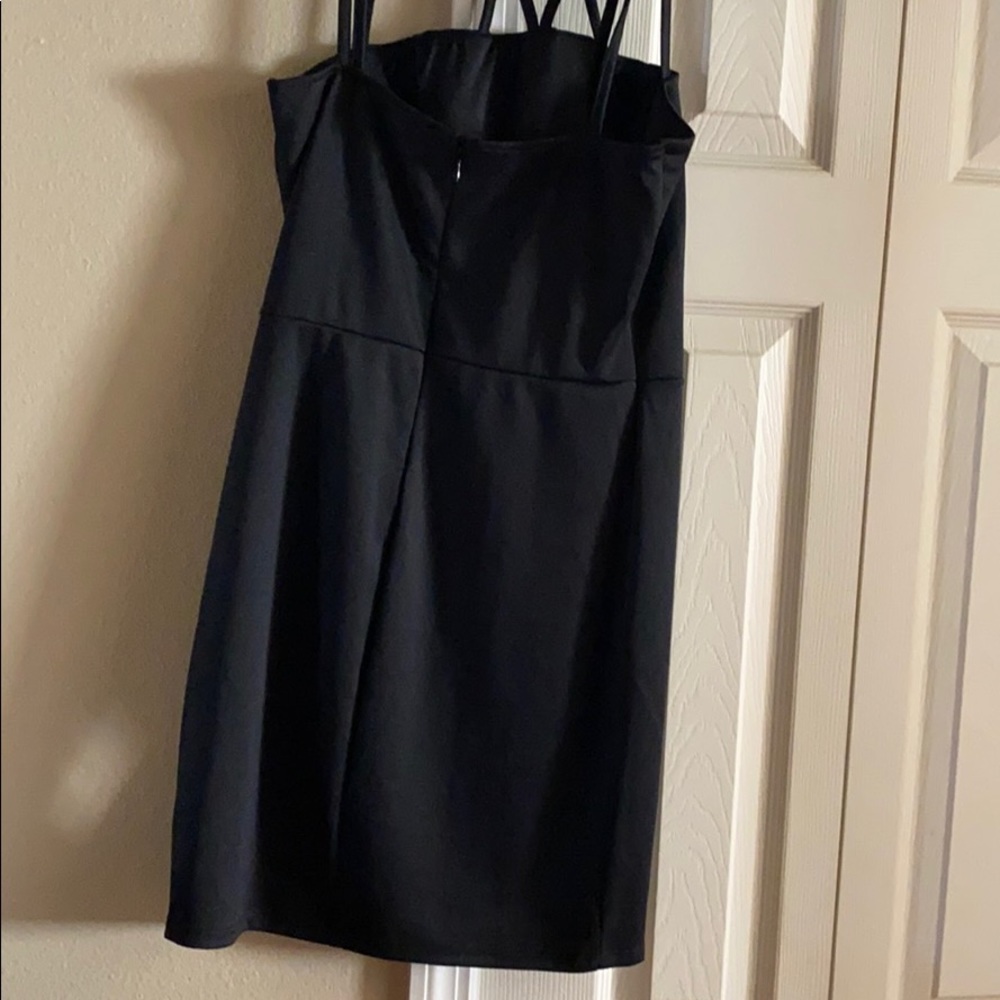 Dress - Picture 4 of 4